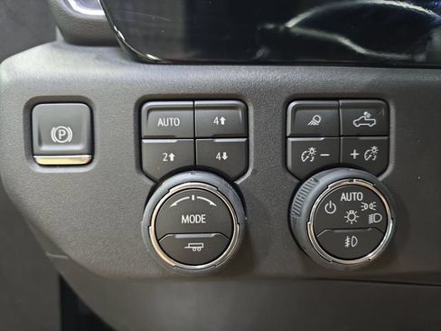 Used 2026 Chevrolet Silverado 1500 LT Trail Boss w/ Safety Package AWD/4WD image 26