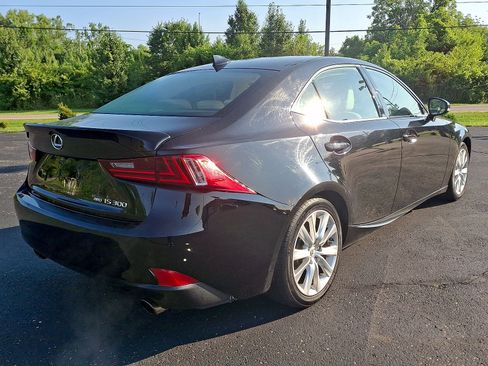 Used 2016 Lexus IS 300 AWD image 25