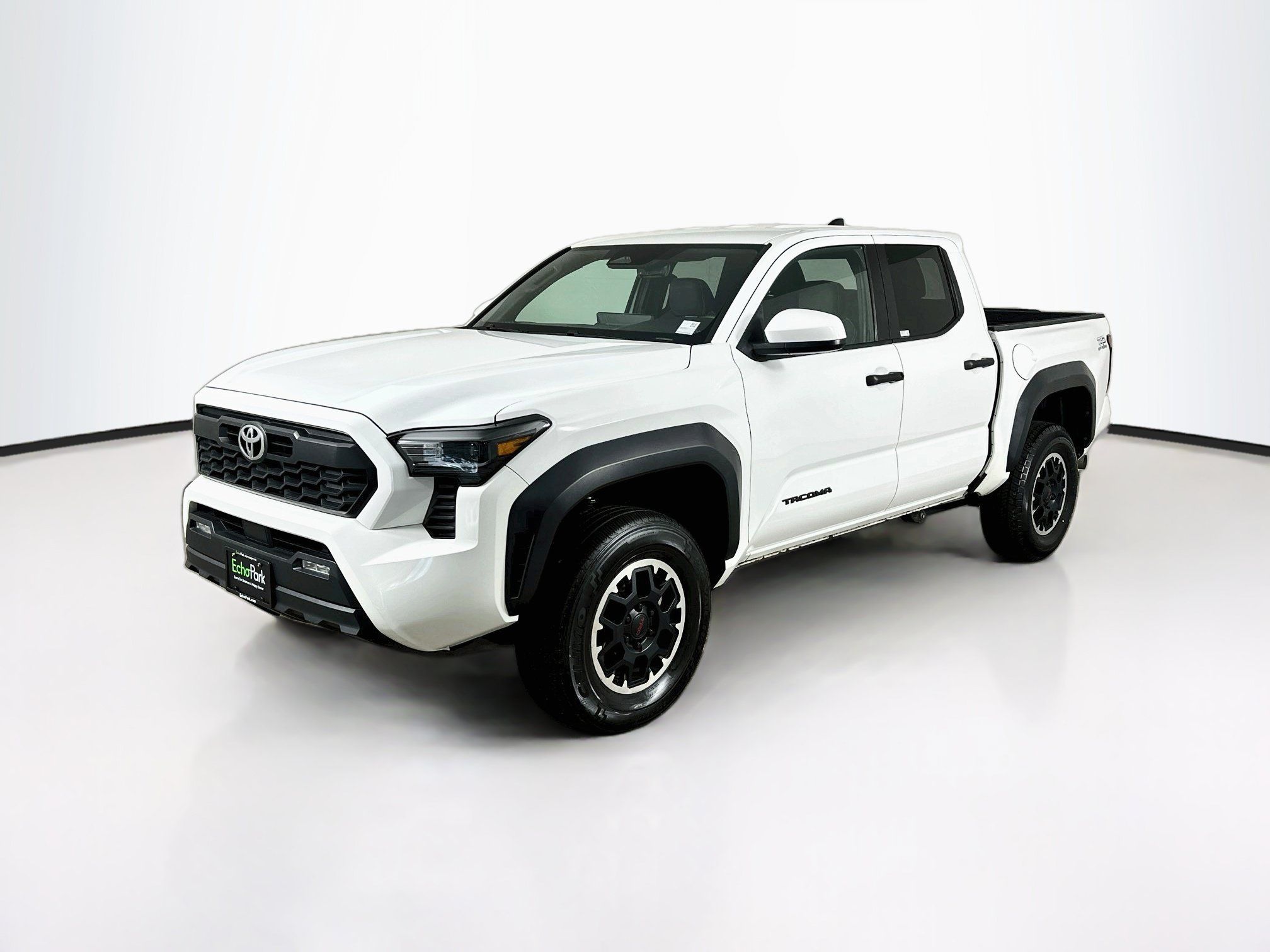 Used 2024 Toyota Tacoma TRD Off-Road AWD/4WD image 3