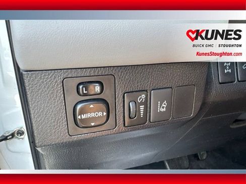 Used 2016 Toyota RAV4 Limited w/ Protection Package AWD/4WD image 28