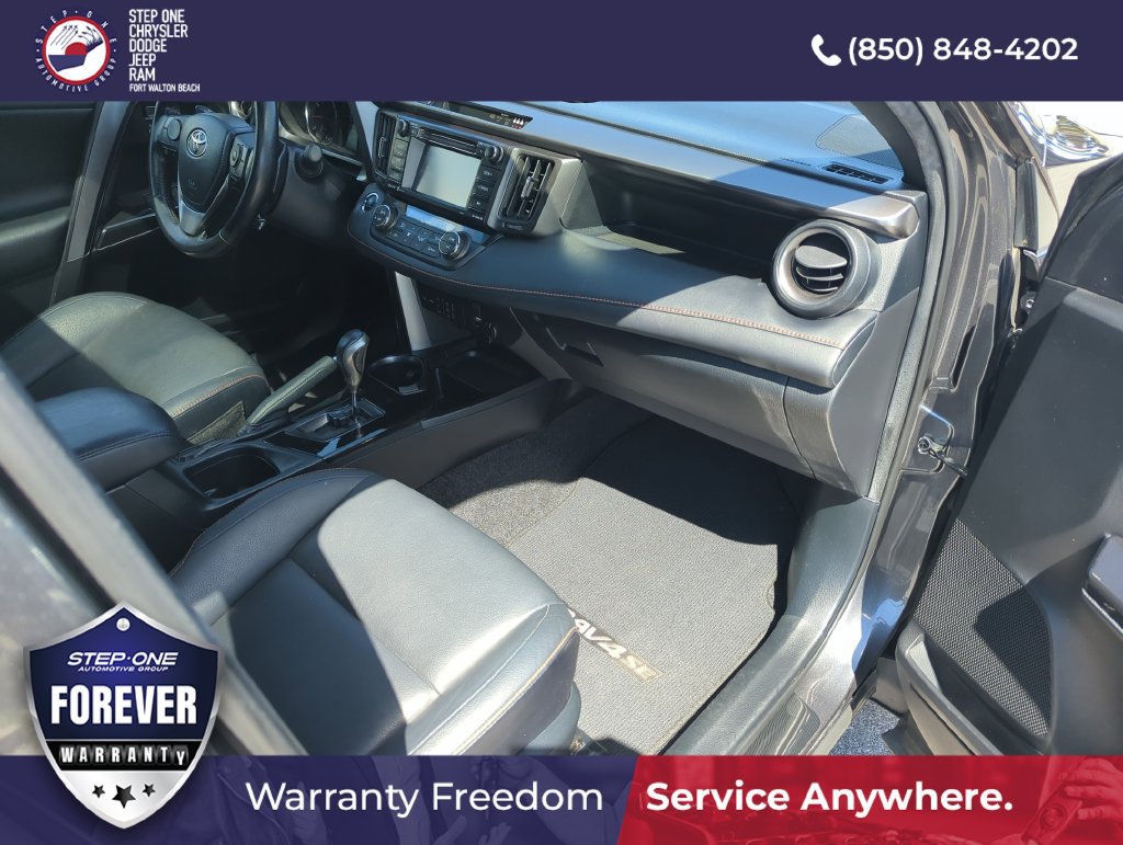 Used 2018 Toyota RAV4 SE w/ Power Extra Value Package FWD image 36