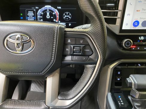 Used 2025 Toyota Tundra Limited w/ Power Package image 34