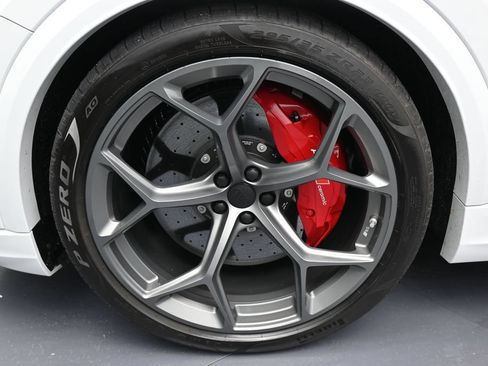 Used 2026 Audi RS Q8 performance AWD/4WD image 58