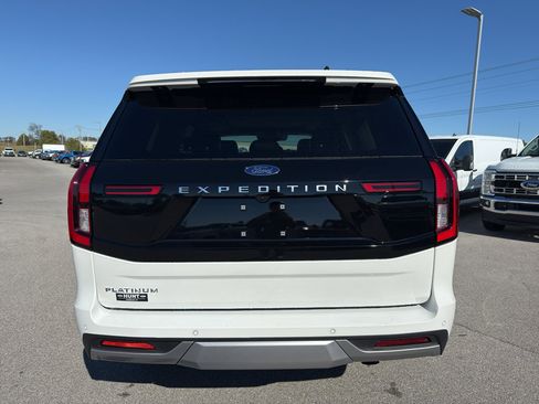 New 2025 Ford Expedition Platinum w/ Platinum Ultimate Package image 6