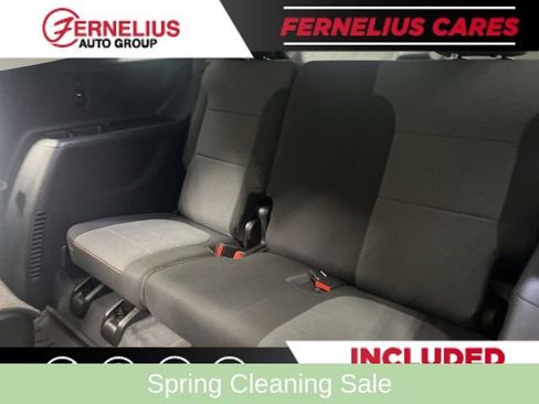 Used 2021 Chevrolet Traverse LT FWD image 27