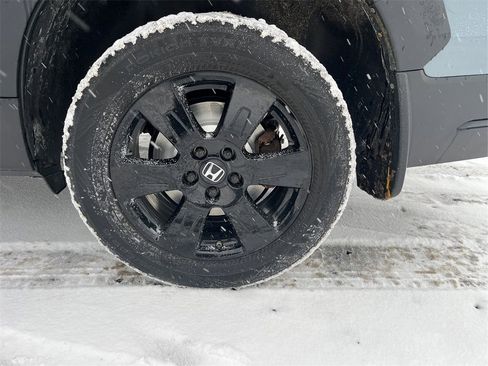 Certified 2022 Honda Pilot TrailSport image 38