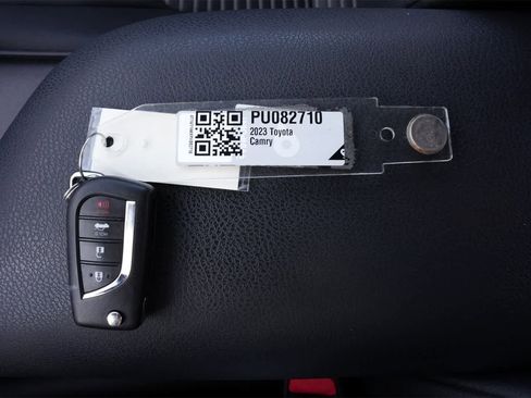 Used 2023 Toyota Camry SE image 26