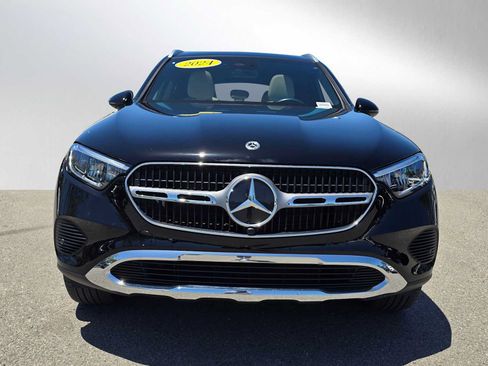 Used 2024 Mercedes-Benz GLC 300 4MATIC image 8