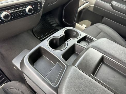 Used 2025 Chevrolet Silverado 1500 LT AWD/4WD image 31