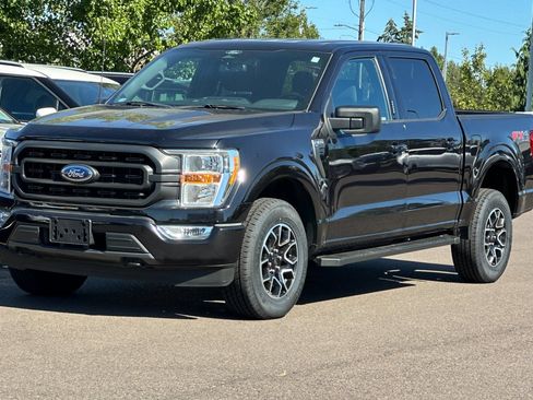 Used 2022 Ford F150 XLT w/ Equipment Group 301A Mid AWD/4WD image 8