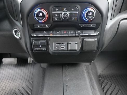 Used 2020 Chevrolet Silverado 1500 LT w/ All-Star Edition AWD/4WD image 13