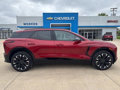 Used 2024 Chevrolet Blazer EV RS AWD/4WD image 2