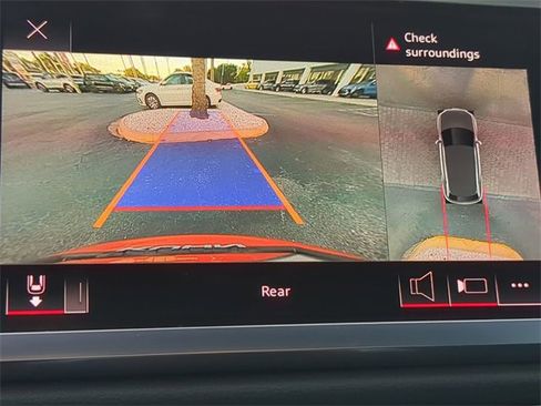 Used 2022 Audi Q3 2.0T Premium Plus image 23