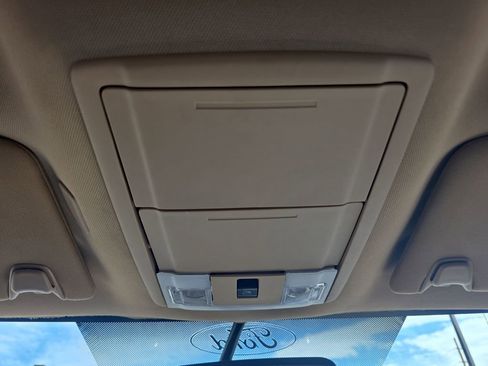 Used 2014 Ford F150 Lariat w/ Lariat Chrome Package image 21