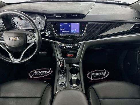Used 2020 Cadillac XT6 Premium Luxury AWD/4WD image 27