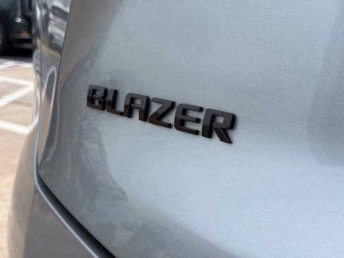Used 2025 Chevrolet Blazer RS FWD image 10