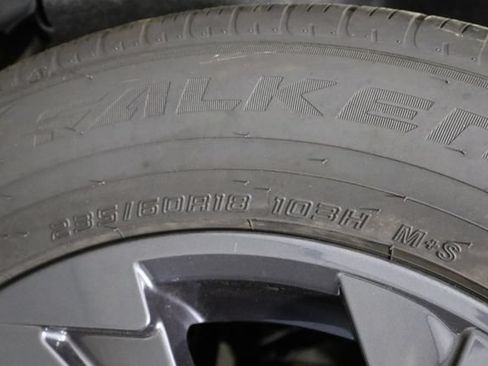 Used 2026 Nissan Rogue SV FWD image 39