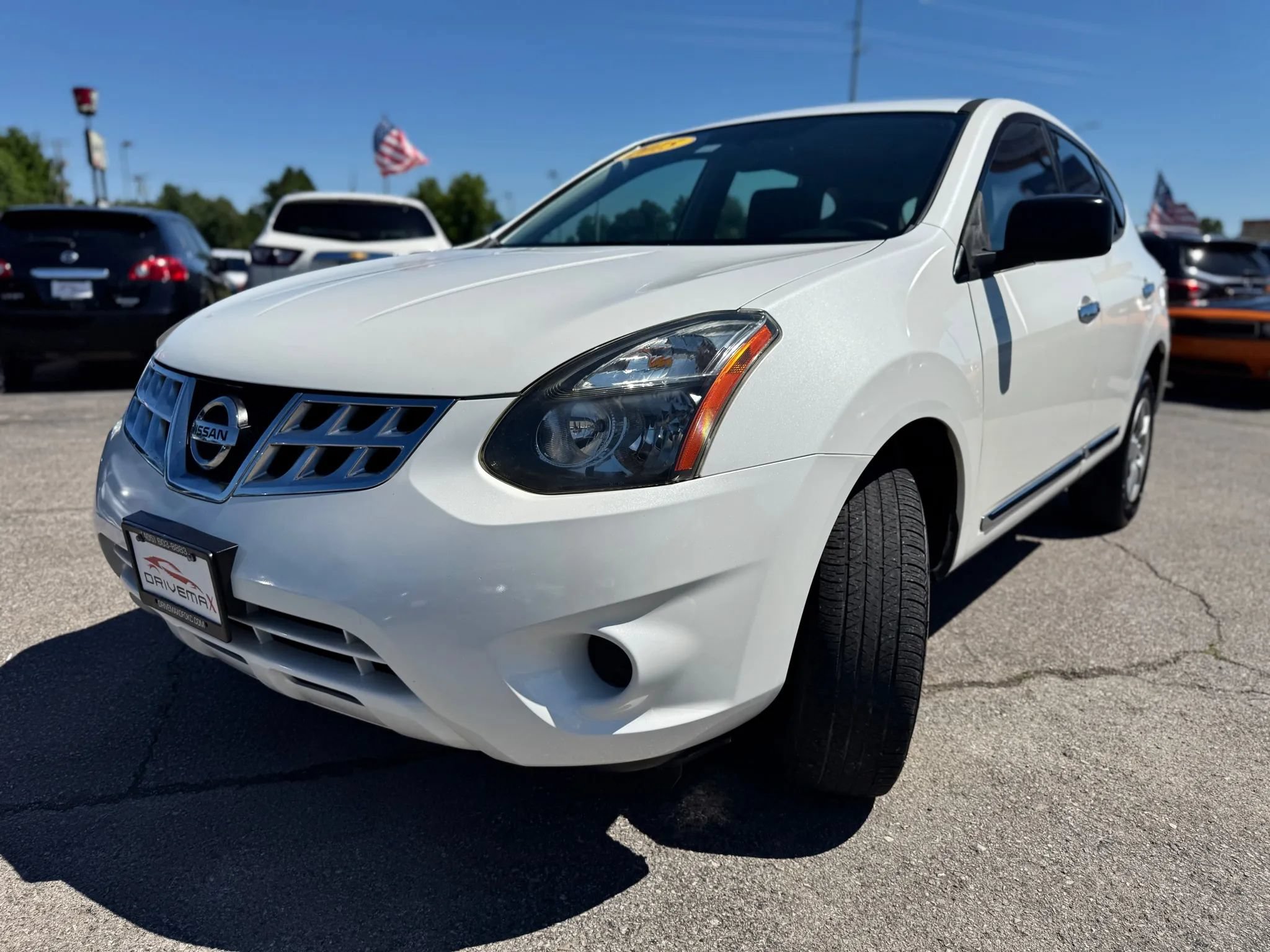 Used 2015 Nissan Rogue S FWD image 9