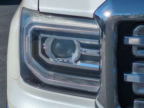 Used 2018 GMC Sierra 1500 SLT image 10