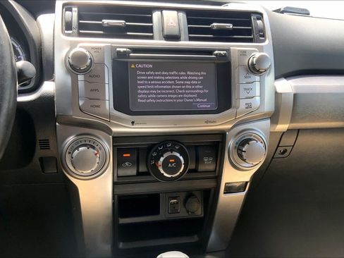 Used 2014 Toyota 4Runner SR5 RWD image 34