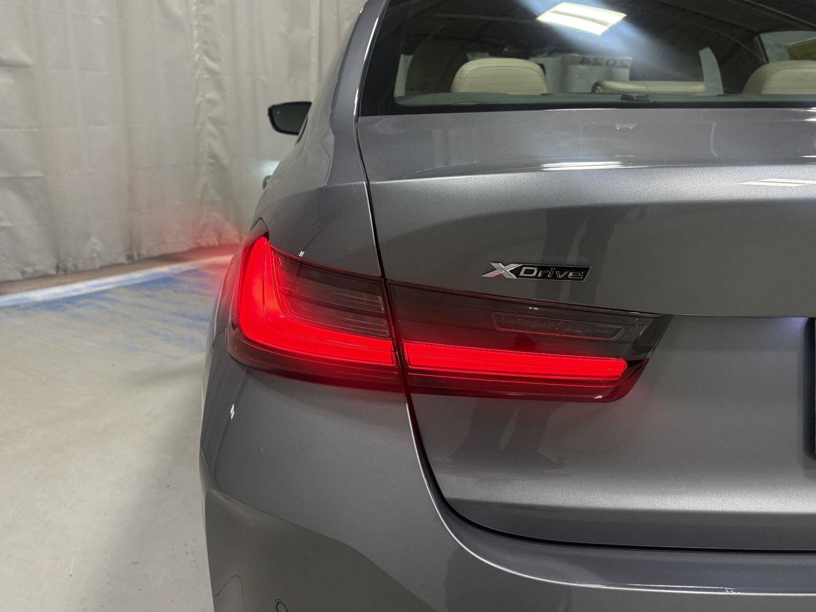 Used 2024 BMW 330i xDrive Sedan w/ Convenience Package AWD/4WD image 33