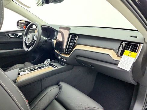 New 2026 Volvo XC60 B5 Ultra w/ Protection Package Premier image 13