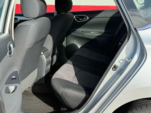 Used 2015 Nissan Sentra SV w/ Style Package image 10