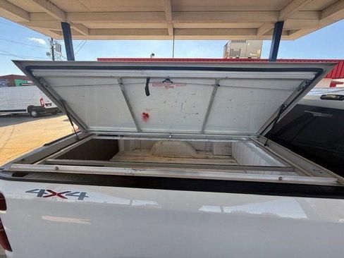 Used 2020 Chevrolet Silverado 1500 LT w/ Convenience Package image 12