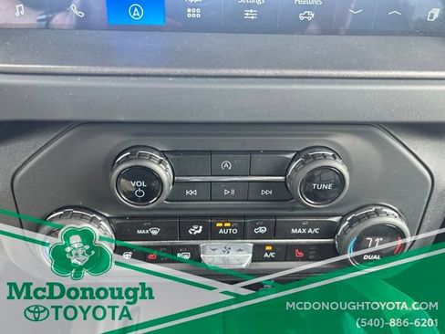 Used 2025 Ford Bronco Badlands AWD/4WD image 17
