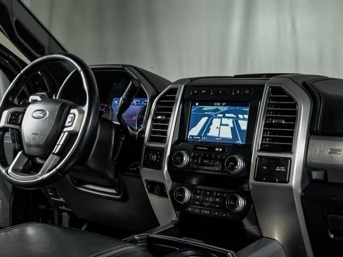 Used 2019 Ford F350 Platinum w/ Platinum Ultimate Package image 21