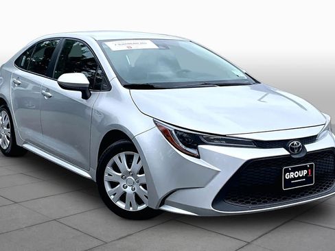 Certified 2020 Toyota Corolla LE FWD image 3