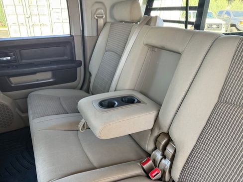 Used 2012 RAM 3500 Big Horn RWD image 32