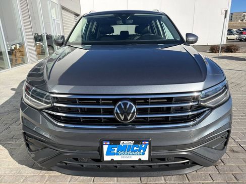 Certified 2023 Volkswagen Tiguan SE w/ Panoramic Sunroof Package image 10