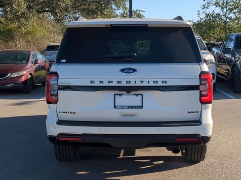 Used 2024 Ford Expedition Max Limited image 4