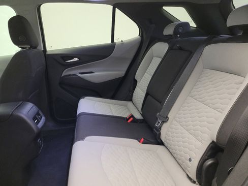 Used 2020 Chevrolet Equinox LS w/ LS Convenience Package image 18