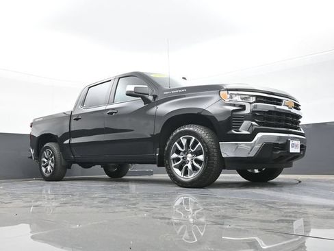 Used 2023 Chevrolet Silverado 1500 LT AWD/4WD image 55