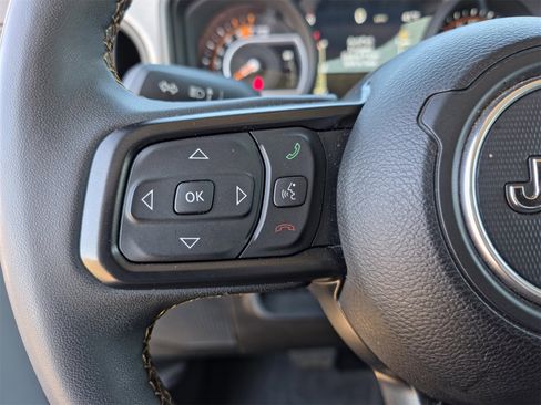 Used 2024 Jeep Wrangler Sport S image 15