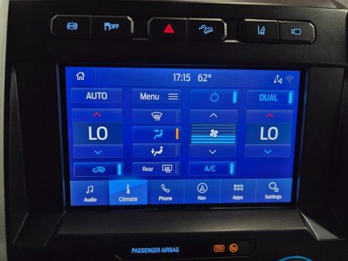 Used 2021 Ford F250 Lariat w/ Lariat Ultimate Package AWD/4WD image 58
