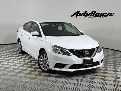 Used 2018 Nissan Sentra S FWD image 1