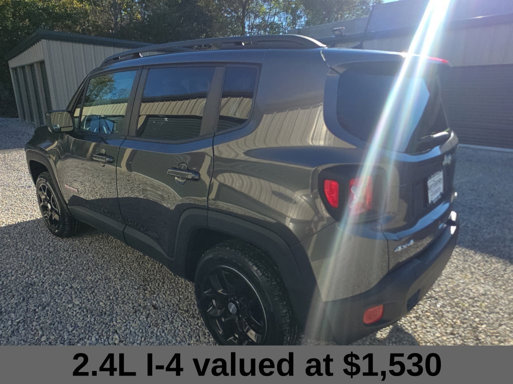 Used 2018 Jeep Renegade Latitude AWD/4WD image 3