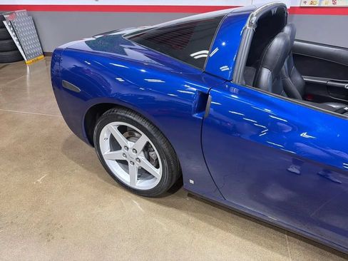 Used 2006 Chevrolet Corvette Coupe RWD image 69
