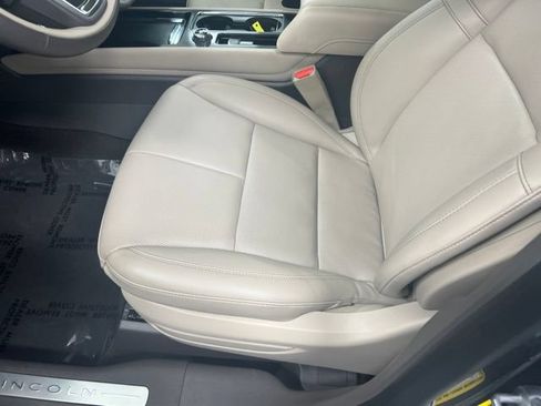 Certified 2022 Lincoln Corsair AWD w/ Equipment Group 101A image 14