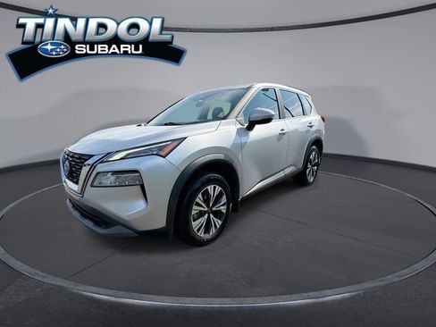 Used 2023 Nissan Rogue SV FWD image 4