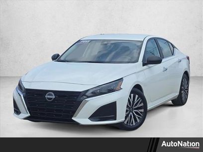 Used 2025 Nissan Altima 2.5 SV
