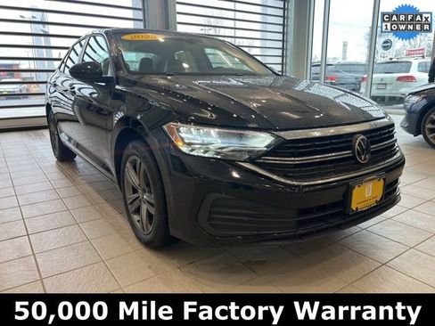 Used 2023 Volkswagen Jetta SE w/ Panoramic Sunroof Package FWD image 1