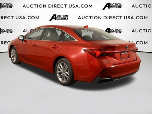 Used 2021 Toyota Avalon XLE w/ Moonroof Package FWD image 41