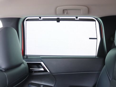 Used 2022 Mitsubishi Outlander SE AWD/4WD image 9