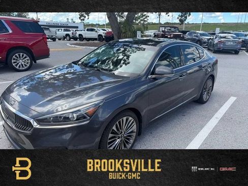 Used 2019 Kia Cadenza Limited FWD image 1