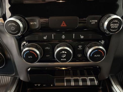 Used 2019 RAM 1500 Big Horn AWD/4WD image 20