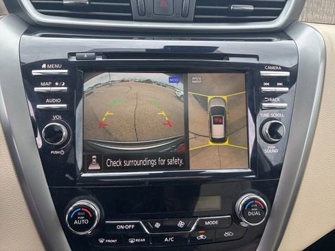 Used 2024 Nissan Murano SL image 18